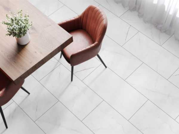 Vinylboden The Floor SPC Stone Marmorata chiara Q1004 Fliese