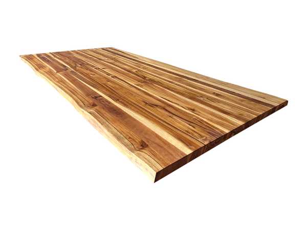 Tischplatte mit Waldkante aus Teak