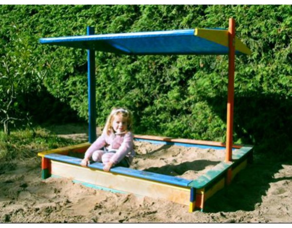 Sandkasten "Nadine" farbig