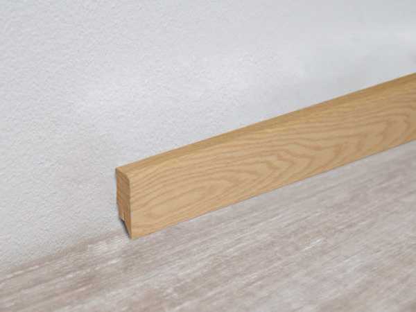 Holzleiste mit Fadenteilung