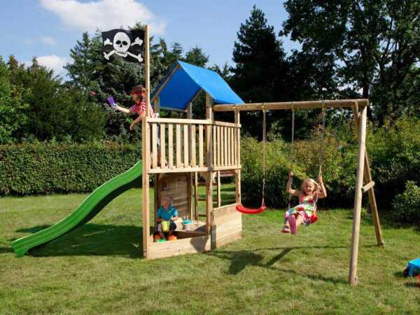 Spielturm FIPS Pirat inkl. Rutsche grün und Schaukelanbau