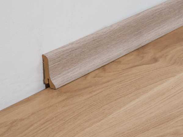 Sockelleiste Eiche greige 2247 Profil 4 K Dekor