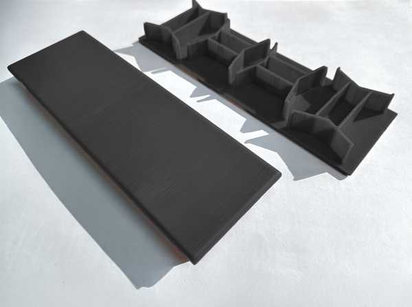 Endkappe für Alu-Co-Extrusion-Board Charcoal