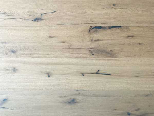 Parkett Eiche rustikal weiß-geölt Landhausdiele
